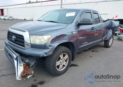 2008 Toyota Tundra Base 5.7L V8 z USA, uszkodzony, nr VIN 5TFCV54168X006161